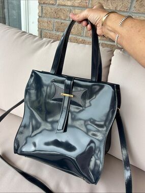 Glossy Navy Leather Iacucci Shoulder Bag with Gold Accent